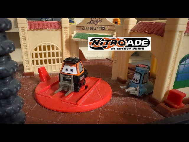 Mattel Disney Pixar Cars 2010 Nitroade Wide Pitty (Jocelyn Turbo)