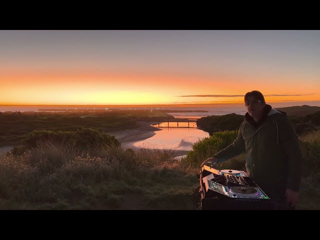 Sunrise Melodic House Techno Breaks live dj mix. Point Pickering, Warrnambool. Franky Wah Eynka ...