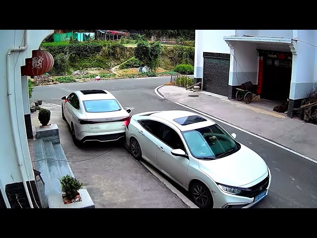 Incidents in parkings lots, with parked cars and parking maneuvers #6 || Cars Accidents