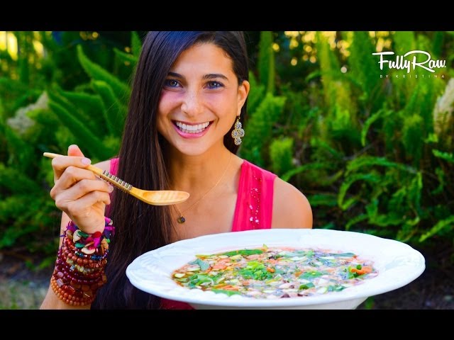 FullyRaw Minestrone Soup!