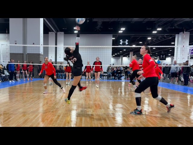 Sienna Rivera #33 BAVC 15 Gold Vs. FRVBC 15-2 Red - Colorado Crossroads 2025 Day 3