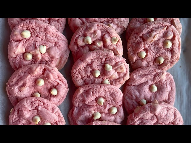 Pink Strawberry Cookies with white chocolate chips 💗