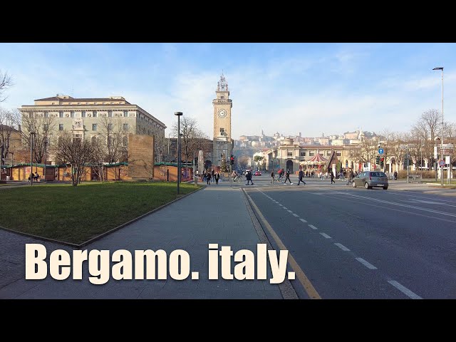 Walking in Bergamo. 4K Video Tour.