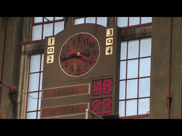 Student restores iconic scoreboard at Kingston Armory