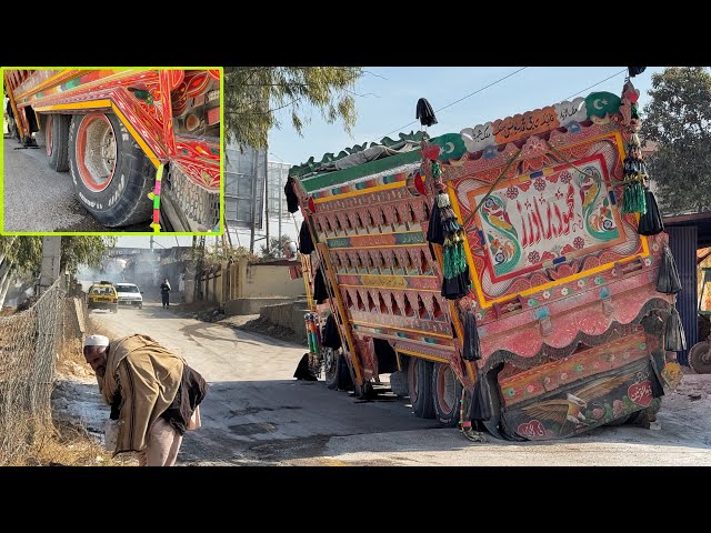 Hino Truck Back Suspension Torque Rod are Broken Due to Overload | Repairing