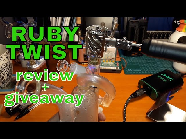 A quick look at the RUBY TWIST INJECTOR KIT (plus a GIVEAWAY) GIVEAWAY CLOSED