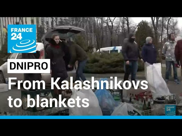 From Kalashnikovs to blankets: residents of Dnipro equip themselves against Russian invaders