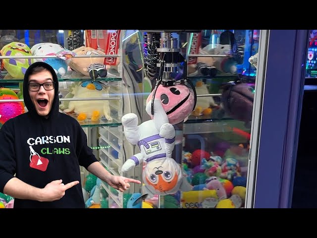 Impossible Double Claw Machine Arcade Game Win!