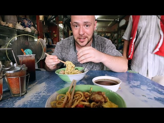 PHUKET Has Delicious Street Food! Thai Street Food in Phuket | Phuket Thailand Street Food Tour