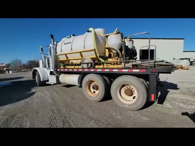 1997 Peterbilt 379  flatbed truck with fluid mixing systems at auction