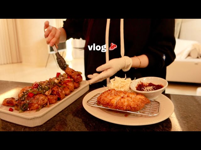 VLOG | 바삭한 돈가스, 간장 닭조림 🍗 브런치로 연어 오믈렛 만들며 보낸 주말 일상, 집순이의 데일리 이너웨어 추천 +구독자 이벤트👙🫧