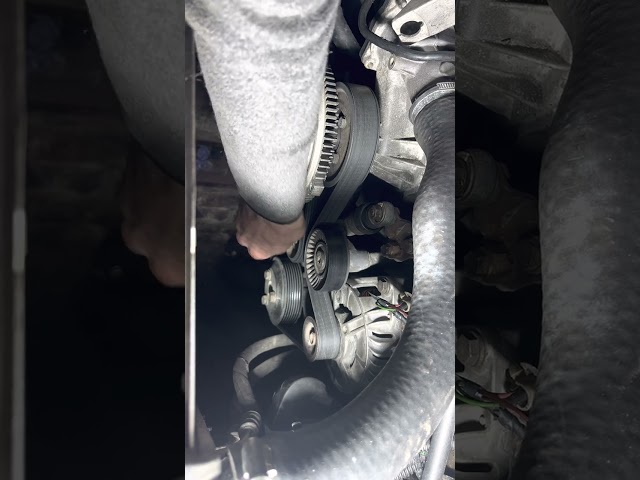 How to remove alternator on BMW e38 M60