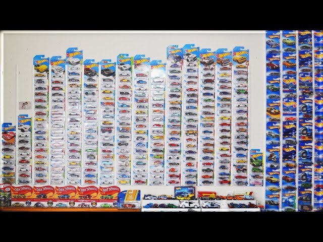 My Entire Hot Wheels Collection!