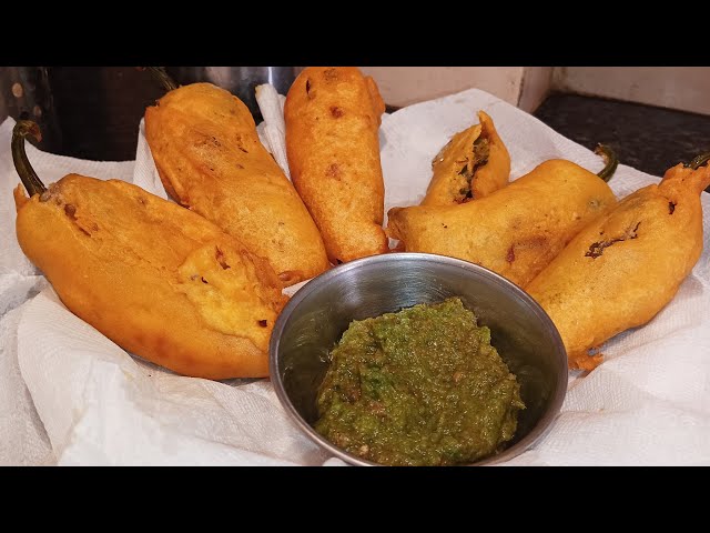 tikhe chatpate jodhpuri mirchi bade, तीखे चटपटे जायकेदार मिर्ची बड़े