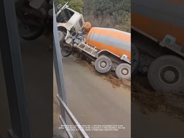 Brakes fail, concrete truck goes downhill: The moment of the accident