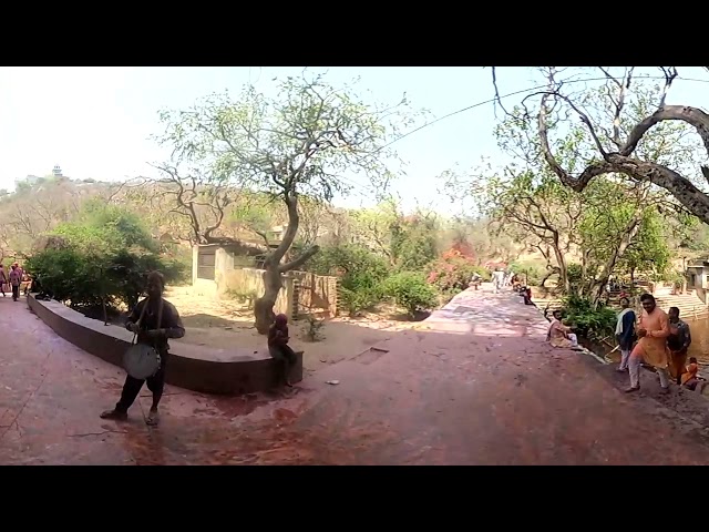 360° Video | Gahvar Krishna Kund, Maan Mandir Barsana Darshan | Maximize Video Quality