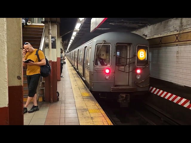 BMT Subway: (B), (Q), (R) trains @ DeKalb Avenue (8/1/24)