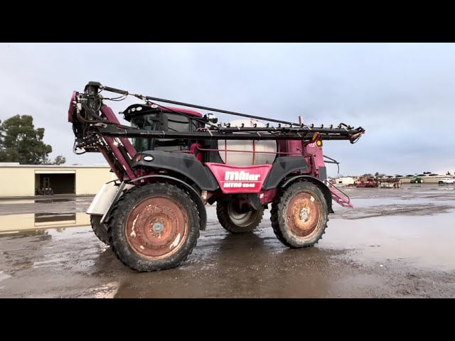 2012 Miller Nitro 5240 Sprayer