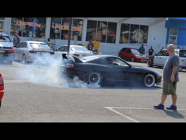 Cars Leaving JDM Car Meet in New Jersey Gets Wild! Loud Two Steps, Supra Burnouts, and More!