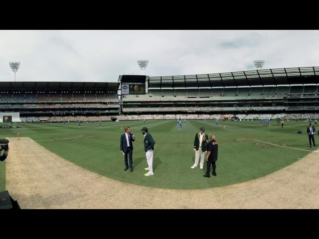 360: Pakistan win the toss at the 'G