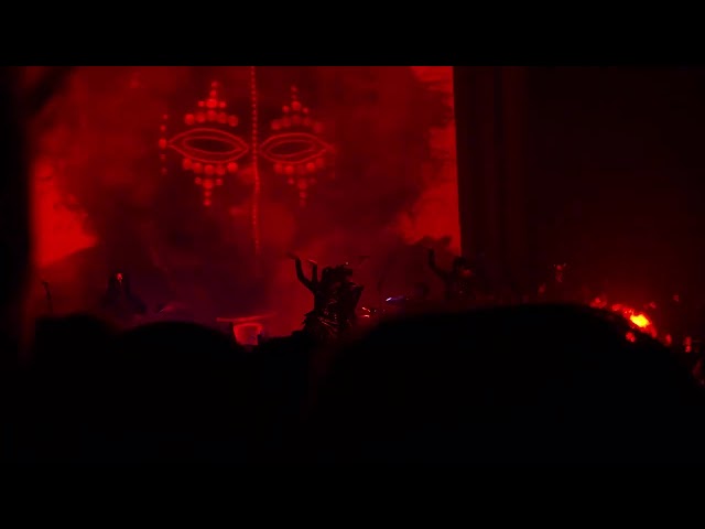 [Fancam] BABYMETAL - Distortion | Live at Anaheim 2024