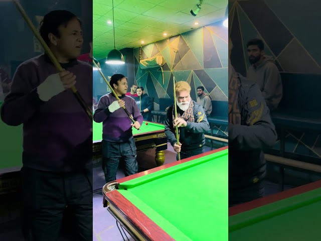 Snooker Prank 😂😂 #funny #pranksterfamily #comedyprank #comedy #pranksterfun #comedyvideo #prank