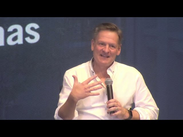 Dean's Speaker Series | Michael Lewis, Author & Financial Journalist