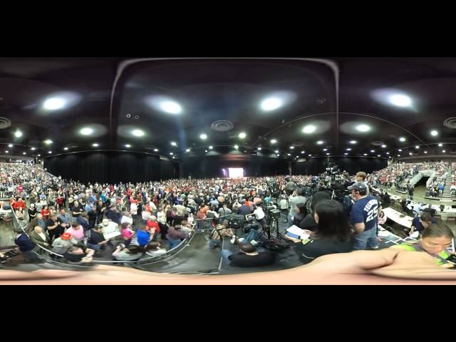 Donald Trump rally in Poughkeepsie: "They're controlled by the special interests"