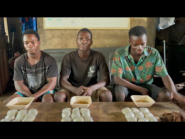 Fufu Eating Competition/Fufu and Okro Eating competition in a Mechanic village/Street Food Show.Ep 6