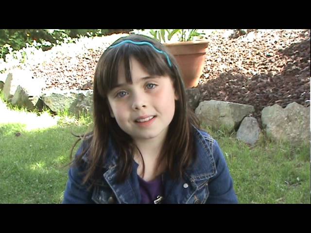 Maile Johnson doing mock testimonial for MahiStudio - Vancouver Child Actor-Actress-Singer