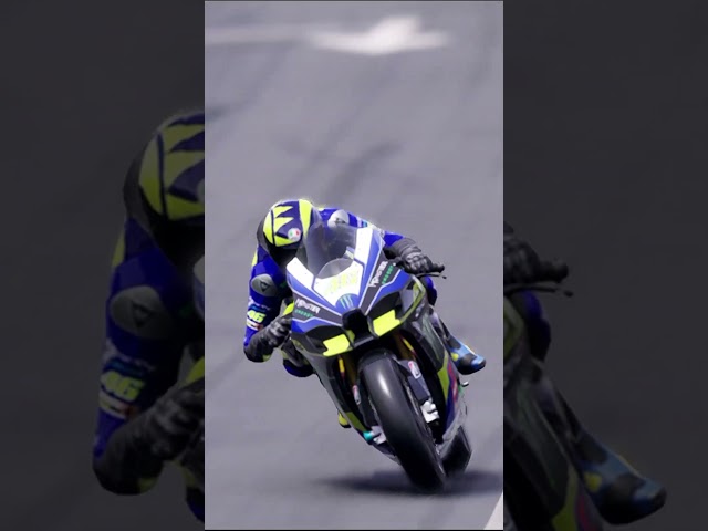 Increíble carrera de velocidad  #ride5 #valentinorossi