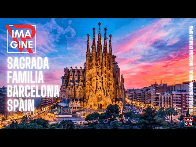 The Basilica Sagrada Familia in 360