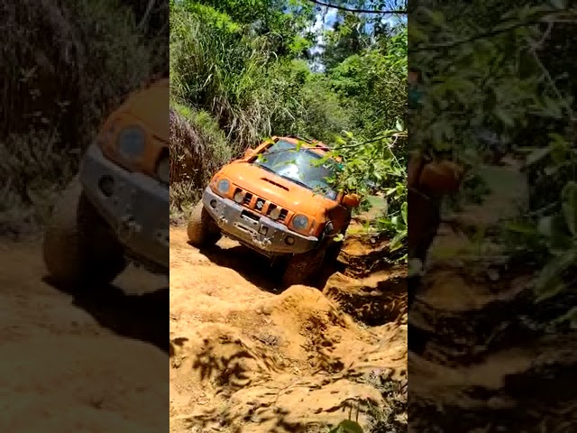 Jimny subindo barranco