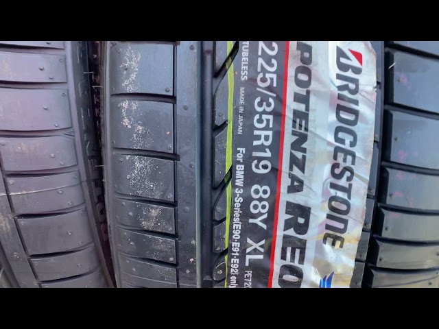 Новые Шины Bridgestone 225/35/19 за копейки