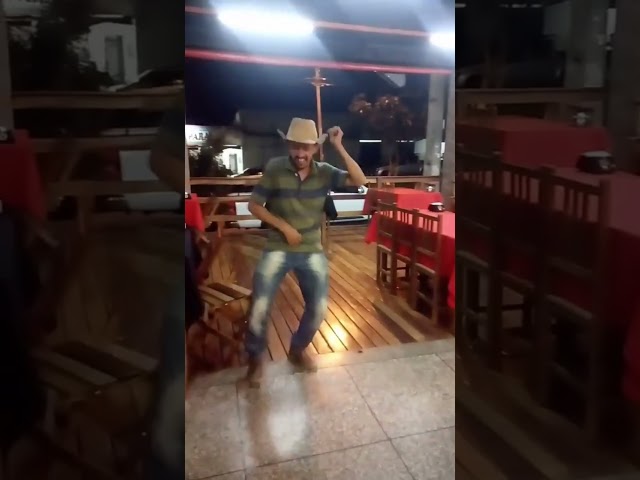 Como dança 🕺  sozinho