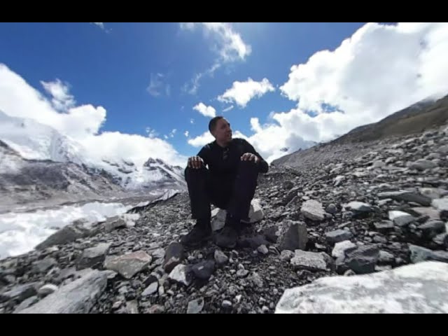 Simon in Space: Everest Base Camp 360 VR