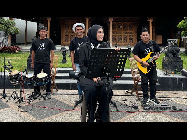 BINTANG KEHIDUPAN - NIKE ARDILA - COVER MUTIARA AYU LESTARI - LIVE MUSIK