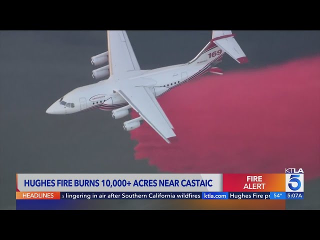 Hughes Fire near Castaic leaves tens of thousands evacuated