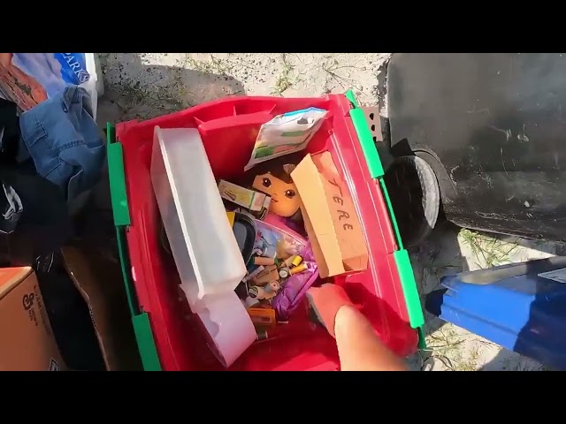 Trash Treasure Hunt: Unbelievable Finds While Dumpster Diving #dumpsterdiving