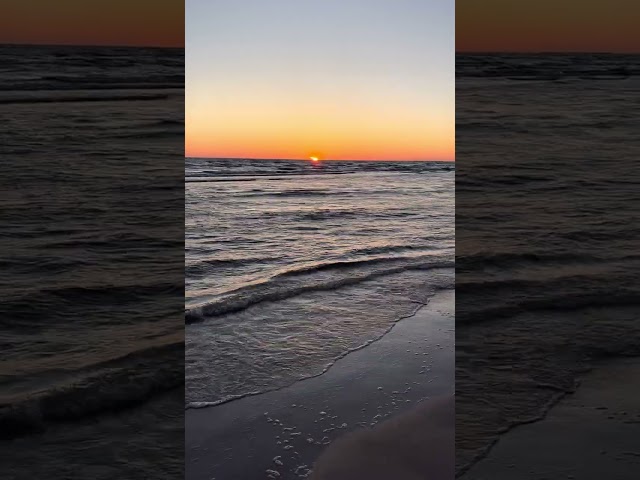 Mesmerizing Sunset Timelapse at Seaside | Watch the Sun Sink in the Baltic Sea!