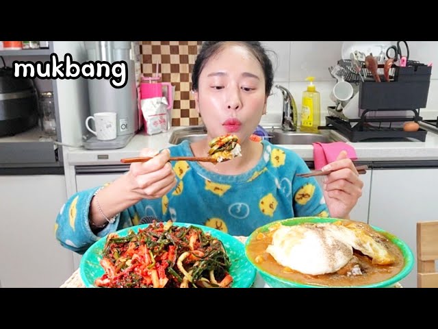 집밥먹방 | 맛있는 파김치에 매운 카레라이스 먹방 Korean Spicy Curry & Kimchi Mukbang eating show