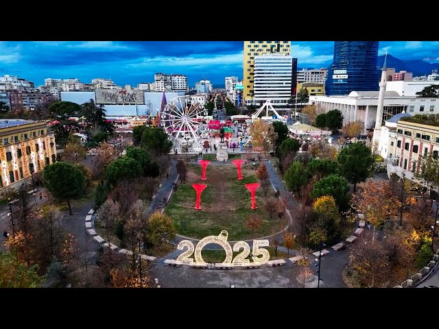 Tirana 4k 🇦🇱 2024 | Gëzuar Festat e fund vitit | Christmas Market in Downtown Tirana