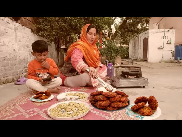 Village living life | Vegetable Chapli Kabab | Village Life | Village Sham