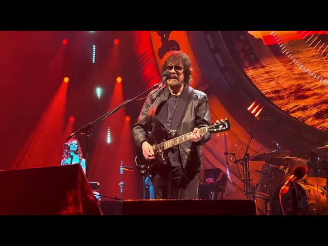 Jeff Lynne ELO “Showdown” 2024 LIVE front row St. Louis, MO 9/6/2024