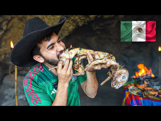 Trying STREET FOOD in MEXICO 🇲🇽