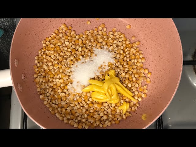 Homemade sweet buttered popcorn in 3 minutes recipe. How to make sweet popcorn in 3 min