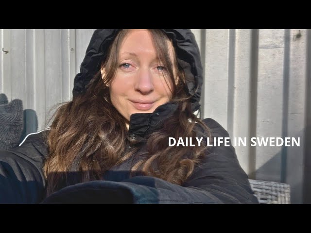 MY DAILY LIFE IN A SWEDISH🇸🇪VILLAGE. Cooking 🥙 eating on the balcony❄️making gnocchi🍲