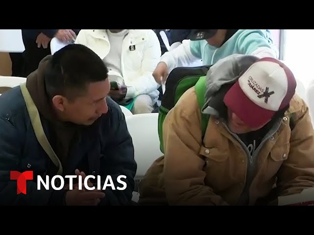 Parte de los migrantes varados en México consideran quedarse en ese país | Noticias Telemundo