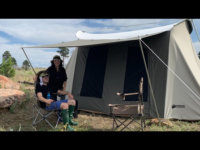 Beep & Boop Live in a Tent on the Prairie [VR180]