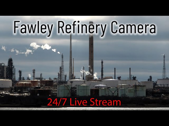 Fawley Cam - Live Views of the ExxonMobil Refinery (Flares, Steam & Southampton Water)